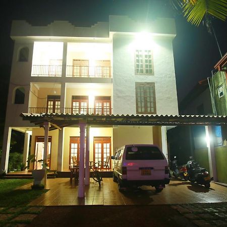 Bentota Homes Luaran gambar