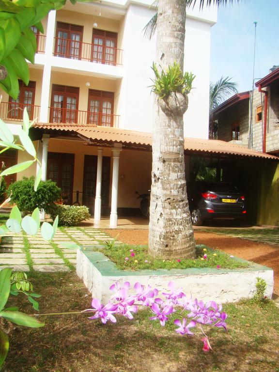 Bentota Homes Luaran gambar
