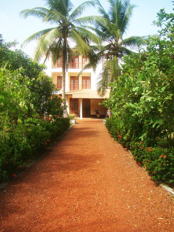 Bentota Homes Luaran gambar