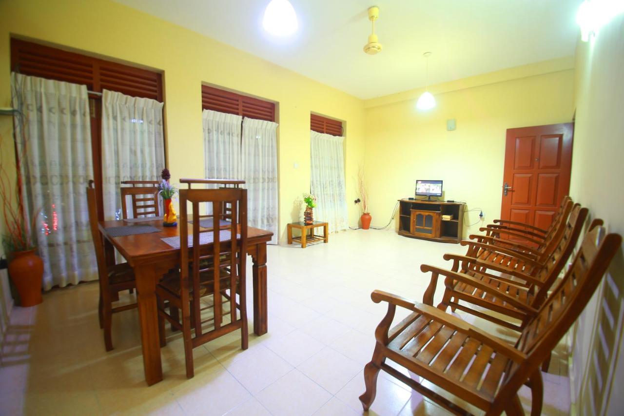 Bentota Homes Luaran gambar