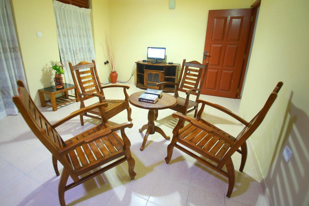 Bentota Homes Luaran gambar