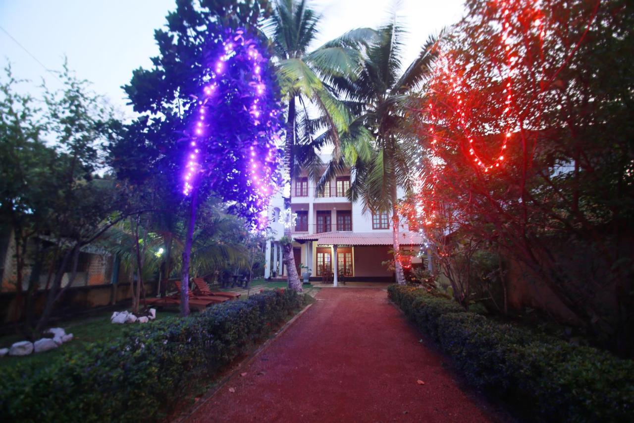 Bentota Homes Luaran gambar