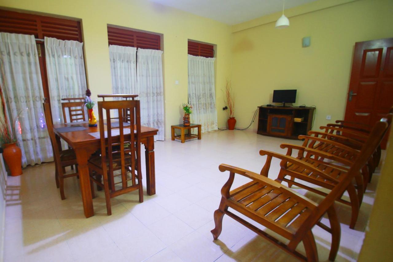 Bentota Homes Luaran gambar