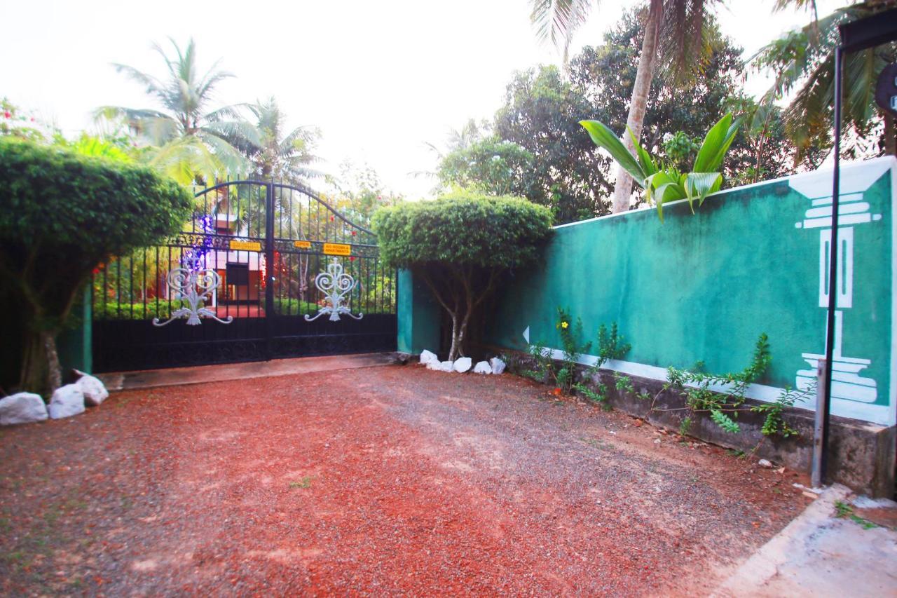 Bentota Homes Luaran gambar