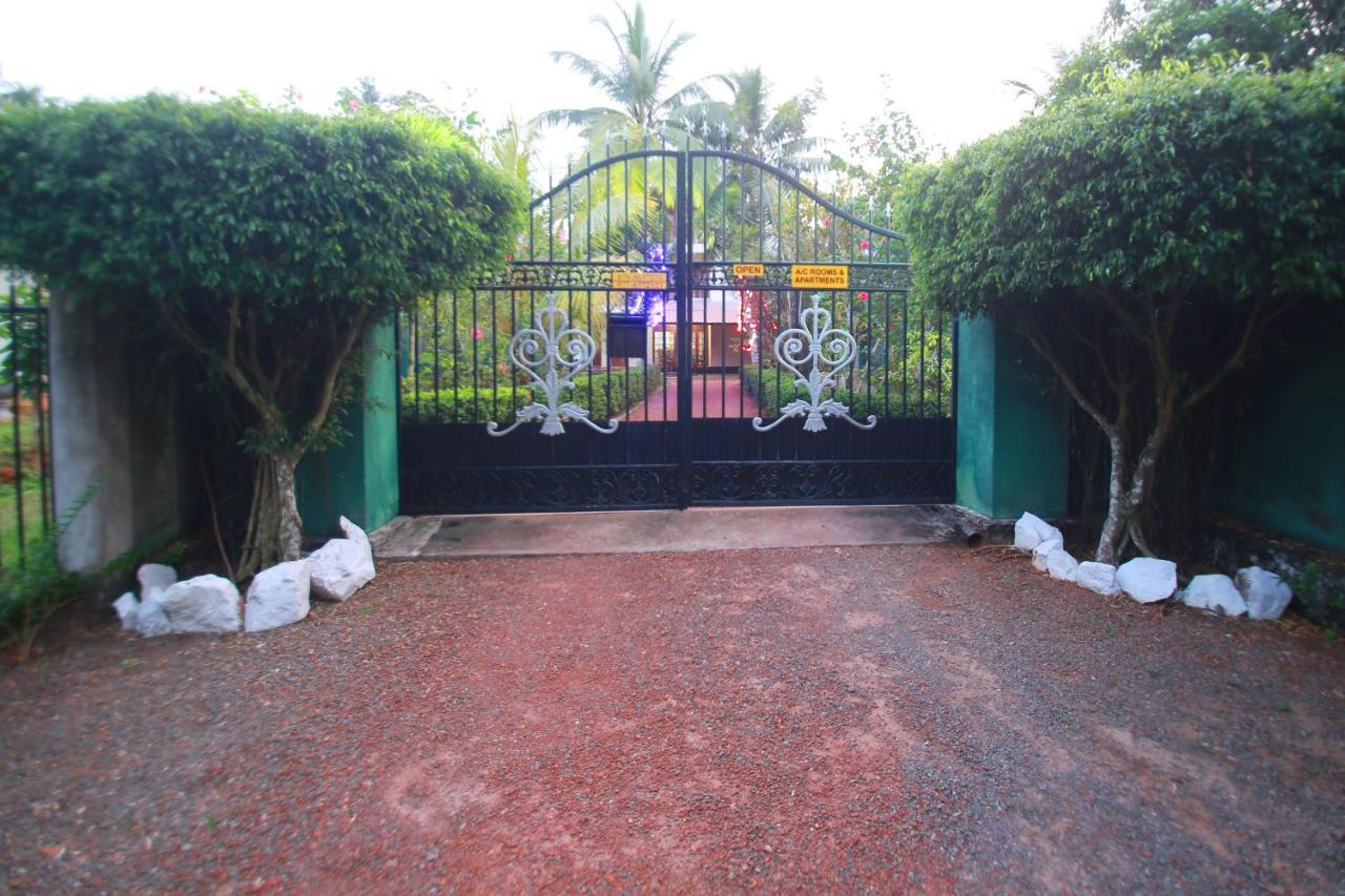 Bentota Homes Luaran gambar